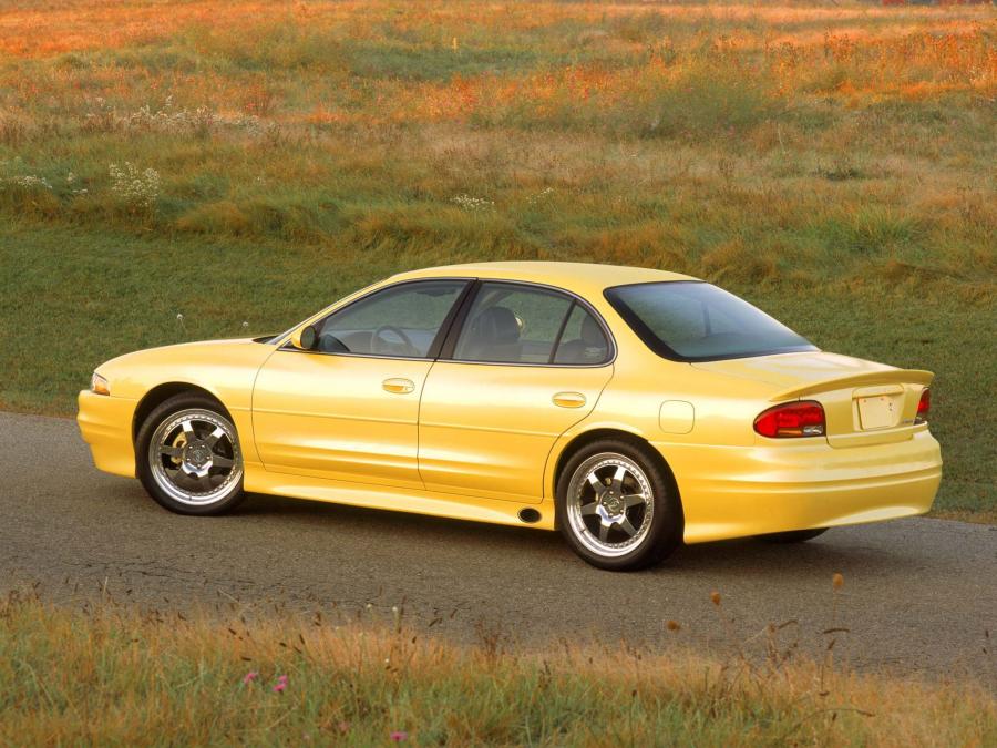  Oldsmobile Intrigue Saturday Night Cruiser Concept 1998 года  (фото 1 из 2)